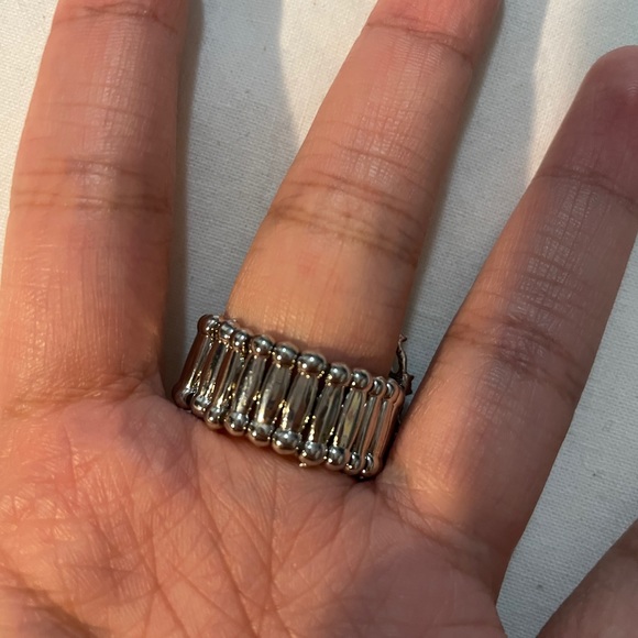 Ring - Picture 2 of 2